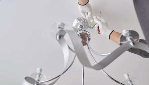 نصب لوستر در سقف یونولیت