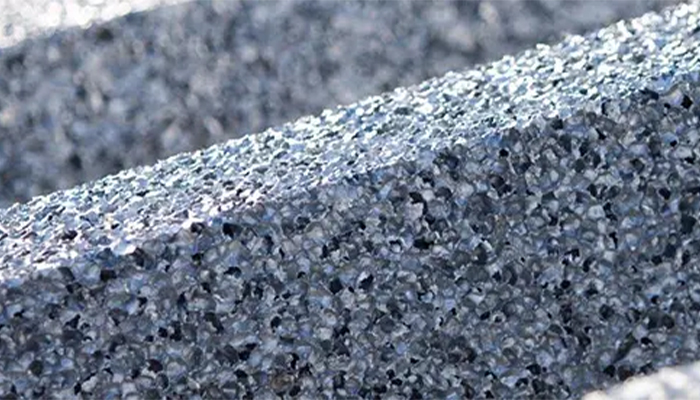 با شناختی که از فوم ها بدست آوردیم و مقایسه فوم سلول باز و فوم سلول بسته می توانیم تشخیص دهیم که کدامیک برای کاربردهای موردنظر ما مناسب تر هستند.