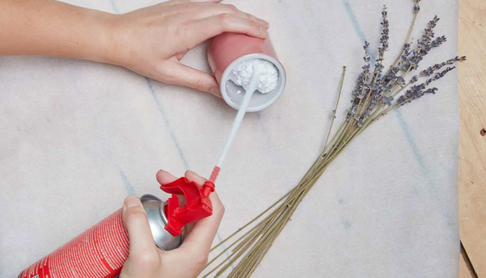 بسته بندی با اسپری فوم